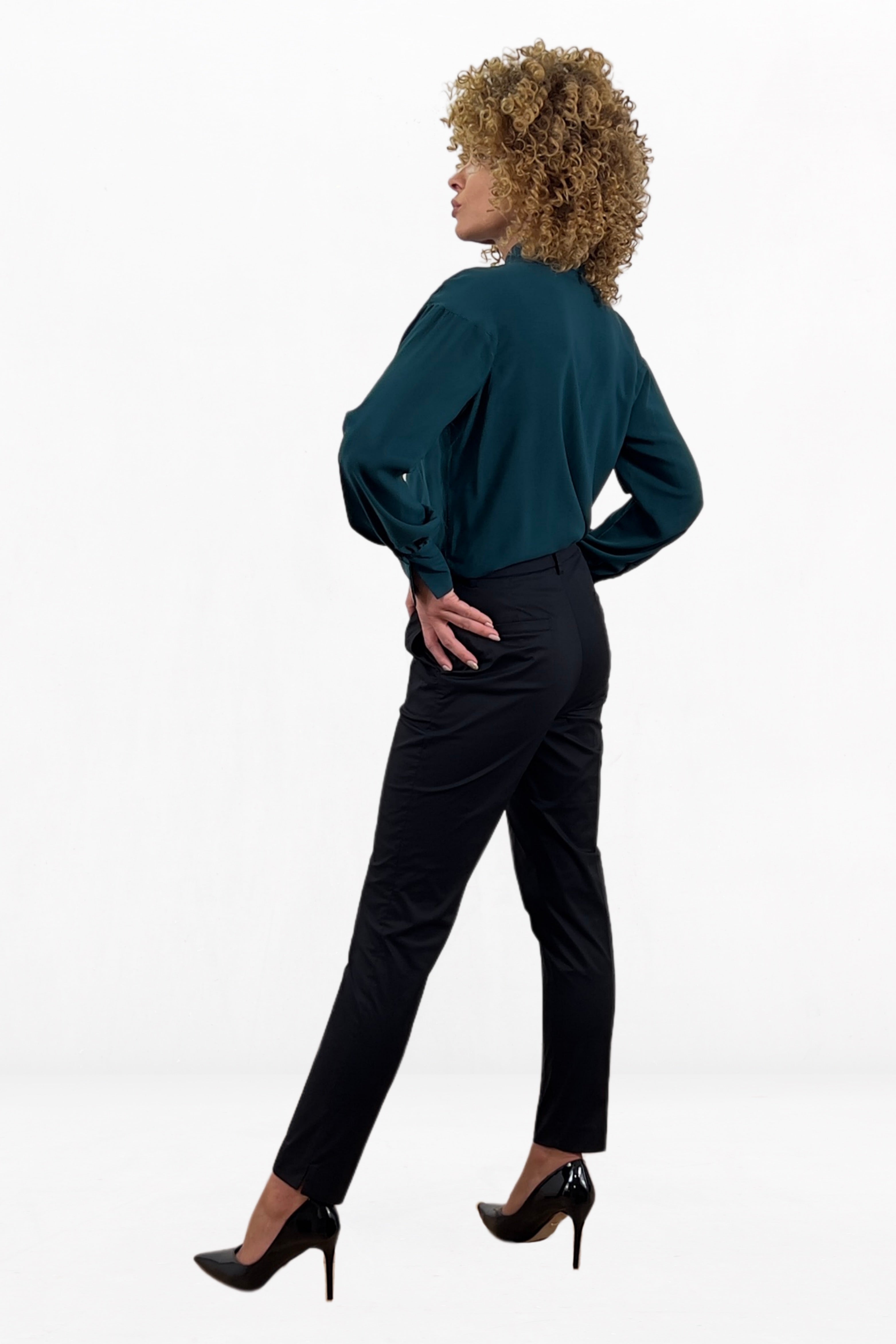 High Waisted Black Color Elegant Tapered Pants Slim Fit Silhouette Urban Trousers With Pockets